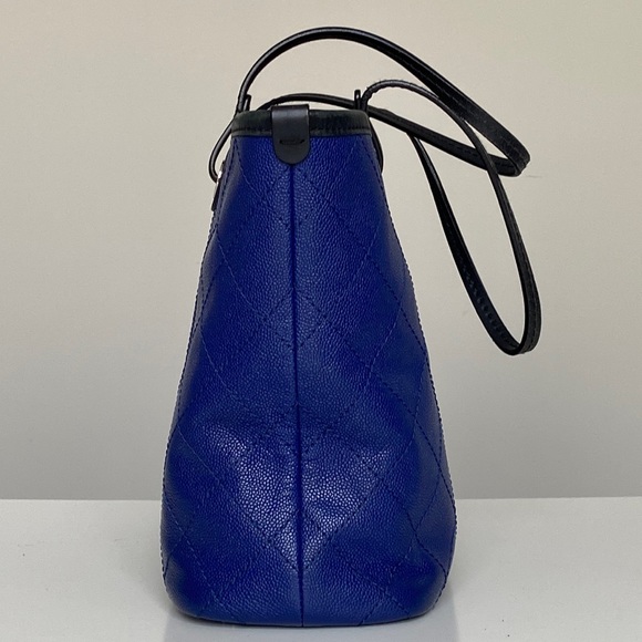 Chanel Quilted Caviar Tote Bag - Spring 2014 - Picture 4 of 12